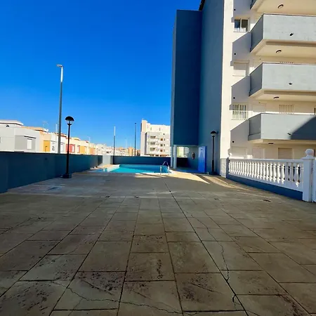 Ii A Un Paso Del Mediterraneo En Esta Propiedad Ibicenca *